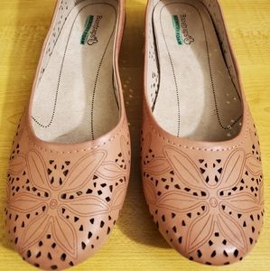 Baretraps memory foam